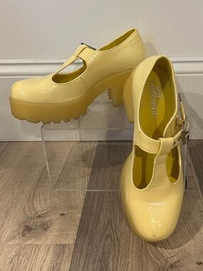 Koi Footwear Patent T-Strap Platform Heels in Pale Yellow size 37